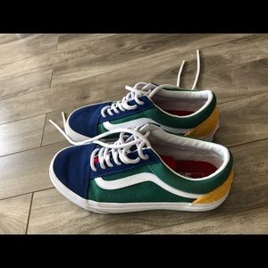 Colourful vans!!